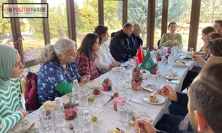 Ekol Koleji'nden 'Diş Hekimleri Günü' kutlaması!