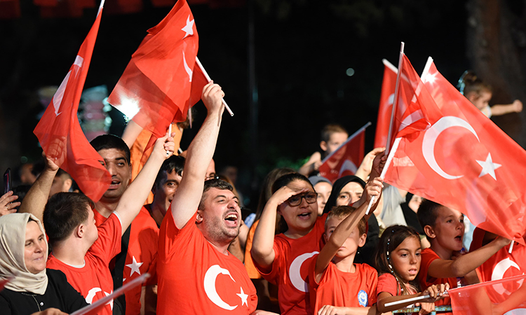 Yıldırım'da zafer çockusu!